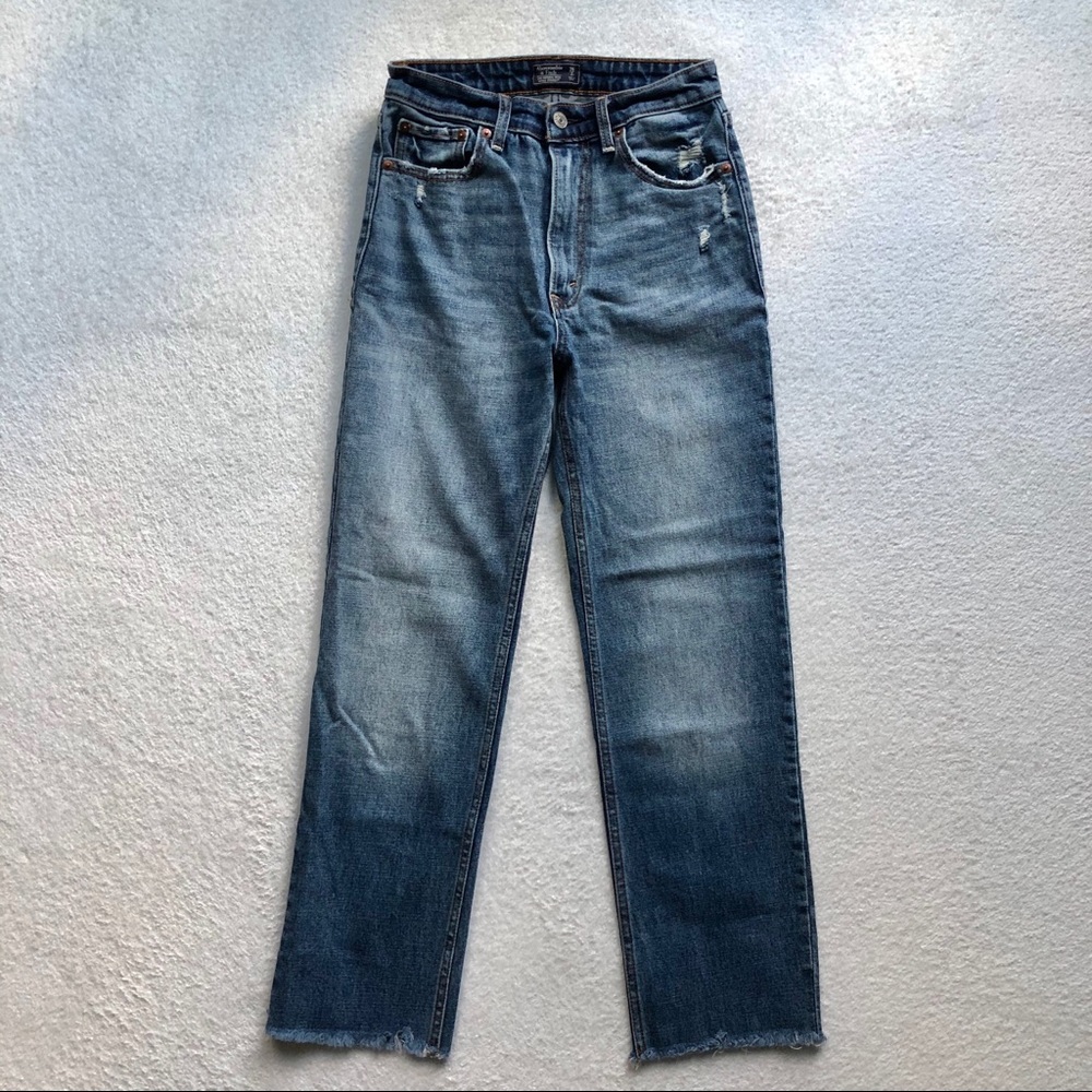 Zoe natural rise ankle straight jeans